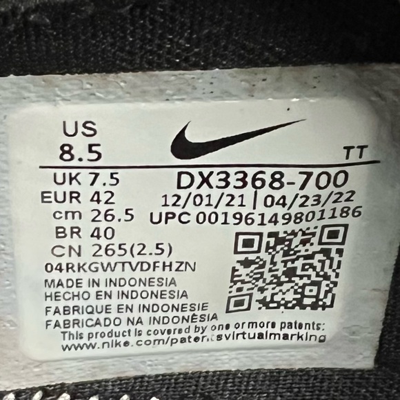 Nike Air Vapormax 2021 Flyknit • DX3368 700 • Volt / Blue • WMN Sz 10 / MENS 8.5 - Picture 10 of 10